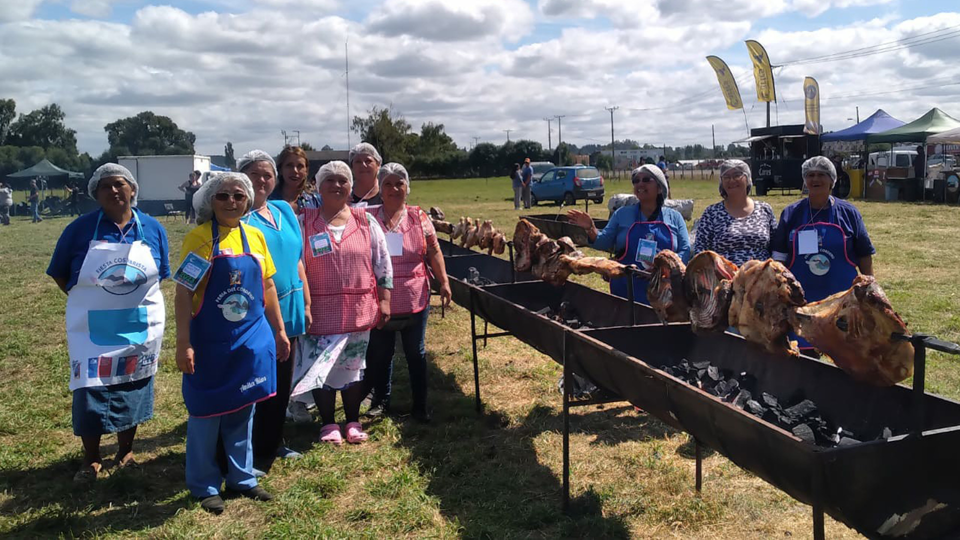 El deleite de la vida se encuentra en una fiesta al aire libre: jugosos asados, risas contagiosas y momentos mágicos compartidos con nuestros seres más queridos